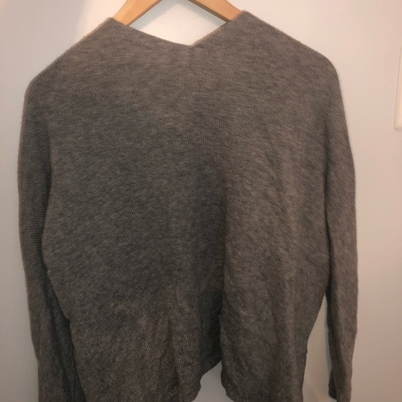 brandy melville cardigan - Picture 4 of 4